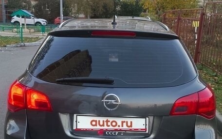 Opel Astra J, 2011 год, 900 000 рублей, 4 фотография