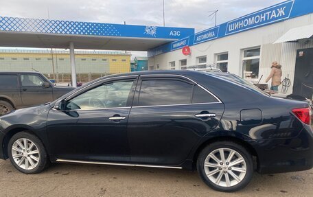 Toyota Camry, 2012 год, 1 830 000 рублей, 3 фотография