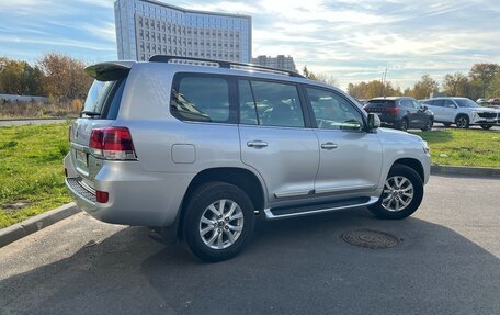 Toyota Land Cruiser 200, 2018 год, 7 830 000 рублей, 3 фотография