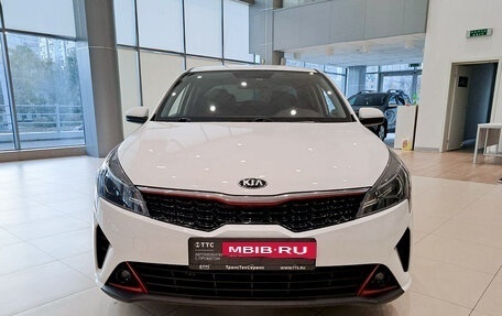 KIA Rio IV, 2021 год, 2 103 000 рублей, 2 фотография