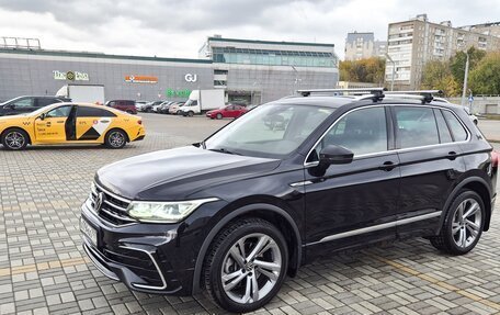 Volkswagen Tiguan II, 2021 год, 3 900 000 рублей, 4 фотография