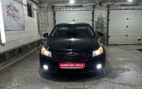 Chevrolet Cruze II, 2009 год, 785 000 рублей, 9 фотография