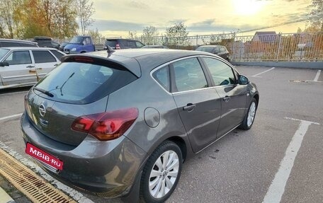 Opel Astra J, 2011 год, 760 000 рублей, 6 фотография