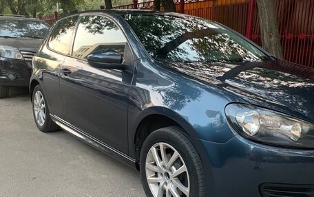 Volkswagen Golf VI, 2009 год, 520 000 рублей, 2 фотография