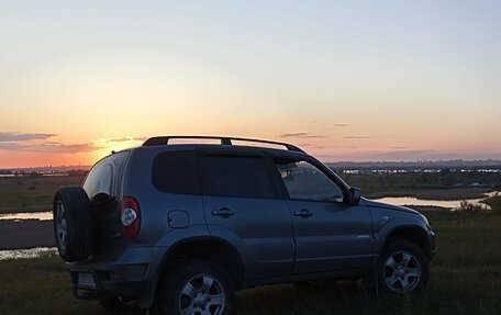 Chevrolet Niva I рестайлинг, 2011 год, 520 000 рублей, 1 фотография