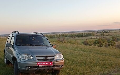 Chevrolet Niva I рестайлинг, 2011 год, 520 000 рублей, 5 фотография