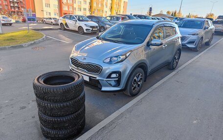 KIA Sportage IV рестайлинг, 2019 год, 2 600 000 рублей, 1 фотография