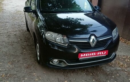 Renault Logan II, 2014 год, 720 000 рублей, 2 фотография