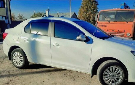 Renault Logan II, 2016 год, 750 000 рублей, 12 фотография