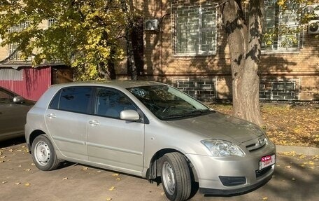 Toyota Corolla, 2005 год, 799 000 рублей, 4 фотография