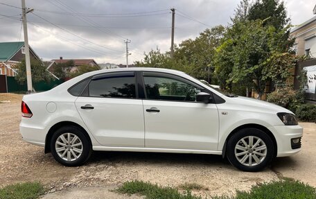 Volkswagen Polo VI (EU Market), 2016 год, 985 000 рублей, 2 фотография