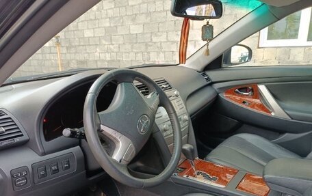 Toyota Camry, 2010 год, 1 397 000 рублей, 3 фотография