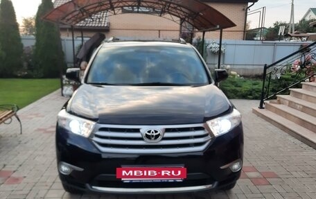 Toyota Highlander III, 2012 год, 2 650 000 рублей, 8 фотография