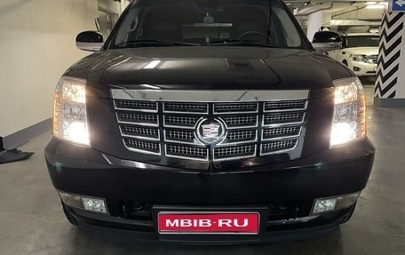 Cadillac Escalade III, 2011 год, 4 900 000 рублей, 1 фотография