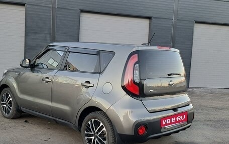 KIA Soul II рестайлинг, 2017 год, 1 550 000 рублей, 10 фотография