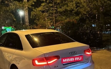 Audi A4, 2014 год, 1 350 000 рублей, 9 фотография