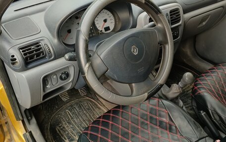 Renault Clio III, 2002 год, 250 000 рублей, 4 фотография