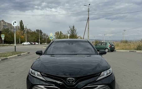 Toyota Camry, 2018 год, 2 830 000 рублей, 6 фотография