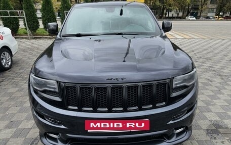 Jeep Grand Cherokee, 2013 год, 3 000 000 рублей, 22 фотография