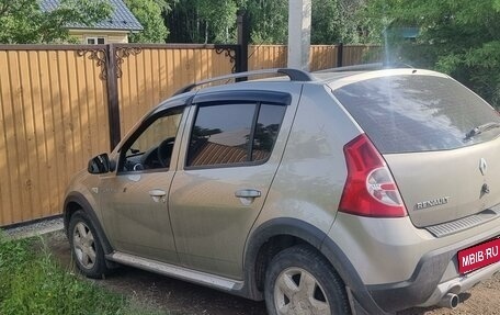 Renault Sandero I, 2011 год, 800 000 рублей, 1 фотография