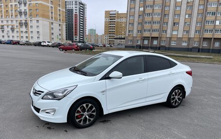 Hyundai Solaris II рестайлинг, 2015 год, 1 320 000 рублей, 12 фотография