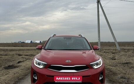 KIA Stonic, 2019 год, 1 910 000 рублей, 2 фотография