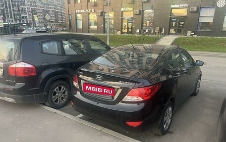 Hyundai Solaris II рестайлинг, 2013 год, 1 045 000 рублей, 4 фотография