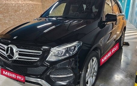 Mercedes-Benz GLE, 2015 год, 4 300 000 рублей, 1 фотография