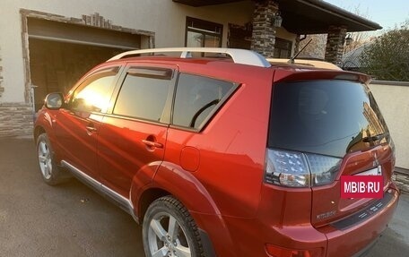 Mitsubishi Outlander III рестайлинг 3, 2008 год, 1 435 000 рублей, 8 фотография