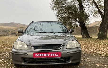 Honda Civic VII, 1998 год, 330 000 рублей, 2 фотография