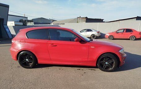 BMW 1 серия, 2007 год, 950 000 рублей, 6 фотография