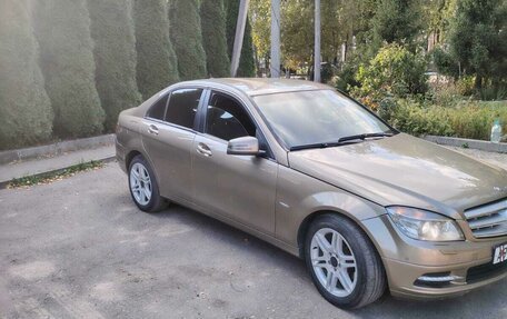 Mercedes-Benz C-Класс, 2010 год, 850 000 рублей, 1 фотография