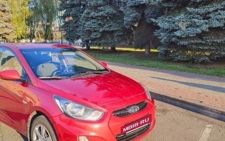 Hyundai Solaris II рестайлинг, 2011 год, 780 000 рублей, 5 фотография