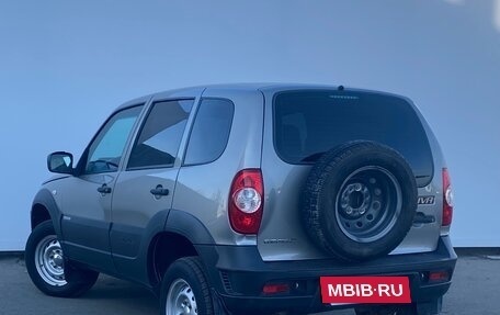 Chevrolet Niva I рестайлинг, 2016 год, 830 000 рублей, 4 фотография