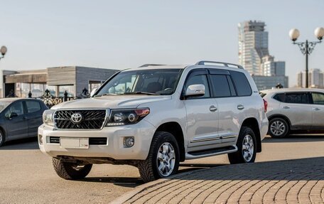 Toyota Land Cruiser 200, 2014 год, 4 099 000 рублей, 12 фотография