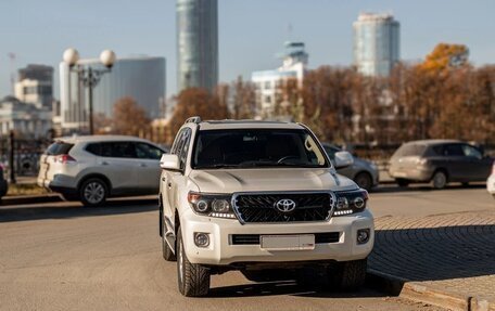 Toyota Land Cruiser 200, 2014 год, 4 099 000 рублей, 26 фотография