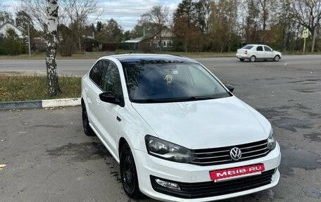 Volkswagen Polo VI (EU Market), 2017 год, 1 100 000 рублей, 2 фотография