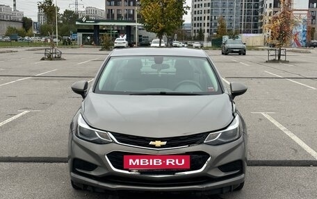 Chevrolet Cruze II, 2017 год, 980 000 рублей, 2 фотография