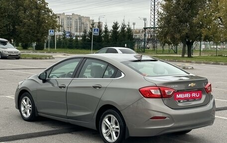 Chevrolet Cruze II, 2017 год, 980 000 рублей, 7 фотография