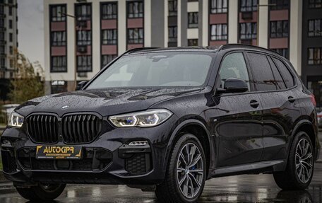 BMW X5, 2019 год, 6 820 000 рублей, 3 фотография