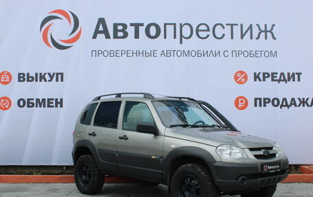 Chevrolet Niva I рестайлинг, 2016 год, 899 000 рублей, 3 фотография