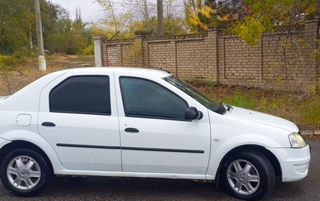 Renault Logan I, 2011 год, 750 000 рублей, 11 фотография