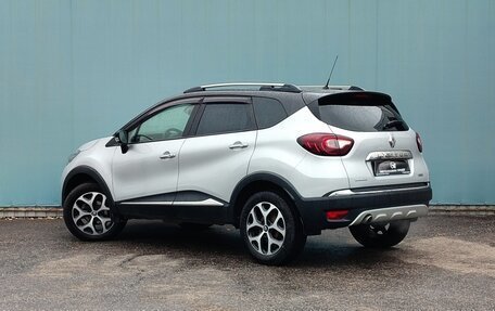 Renault Kaptur I рестайлинг, 2017 год, 1 590 000 рублей, 4 фотография