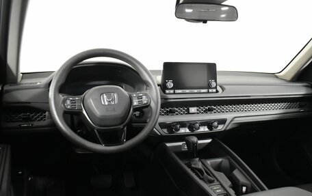 Honda Accord, 2023 год, 3 650 000 рублей, 17 фотография