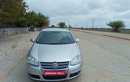 Volkswagen Jetta VI, 2010 год, 875 000 рублей, 1 фотография