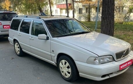 Volvo V70 III рестайлинг, 1998 год, 340 000 рублей, 1 фотография