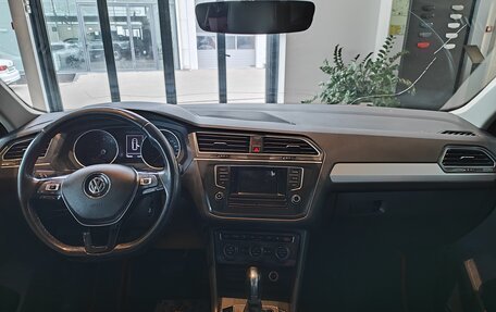 Volkswagen Tiguan II, 2017 год, 2 170 000 рублей, 9 фотография