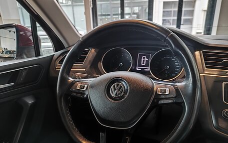 Volkswagen Tiguan II, 2017 год, 2 170 000 рублей, 10 фотография