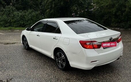 Toyota Camry, 2014 год, 1 900 000 рублей, 4 фотография