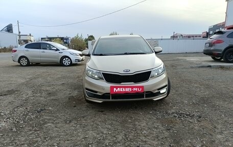 KIA Rio III рестайлинг, 2015 год, 640 000 рублей, 3 фотография